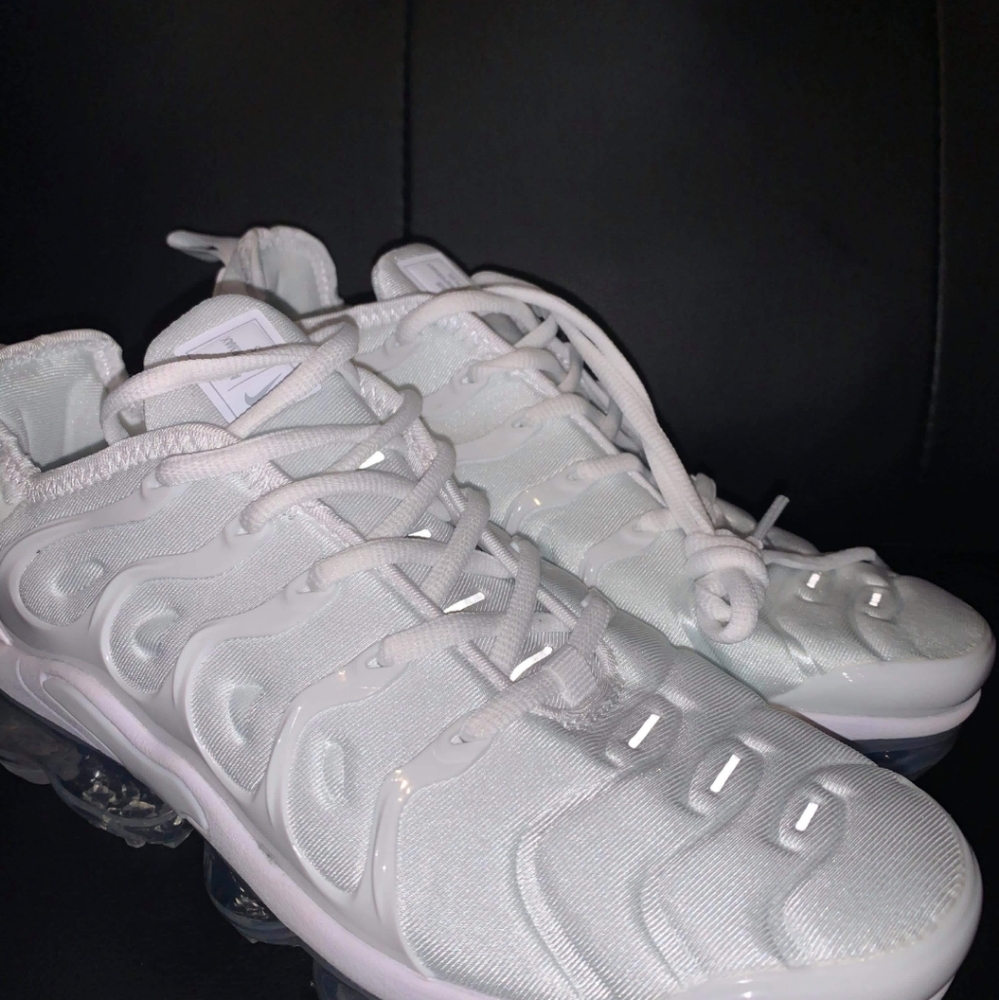 Vapormax plus - Picture 3 of 3